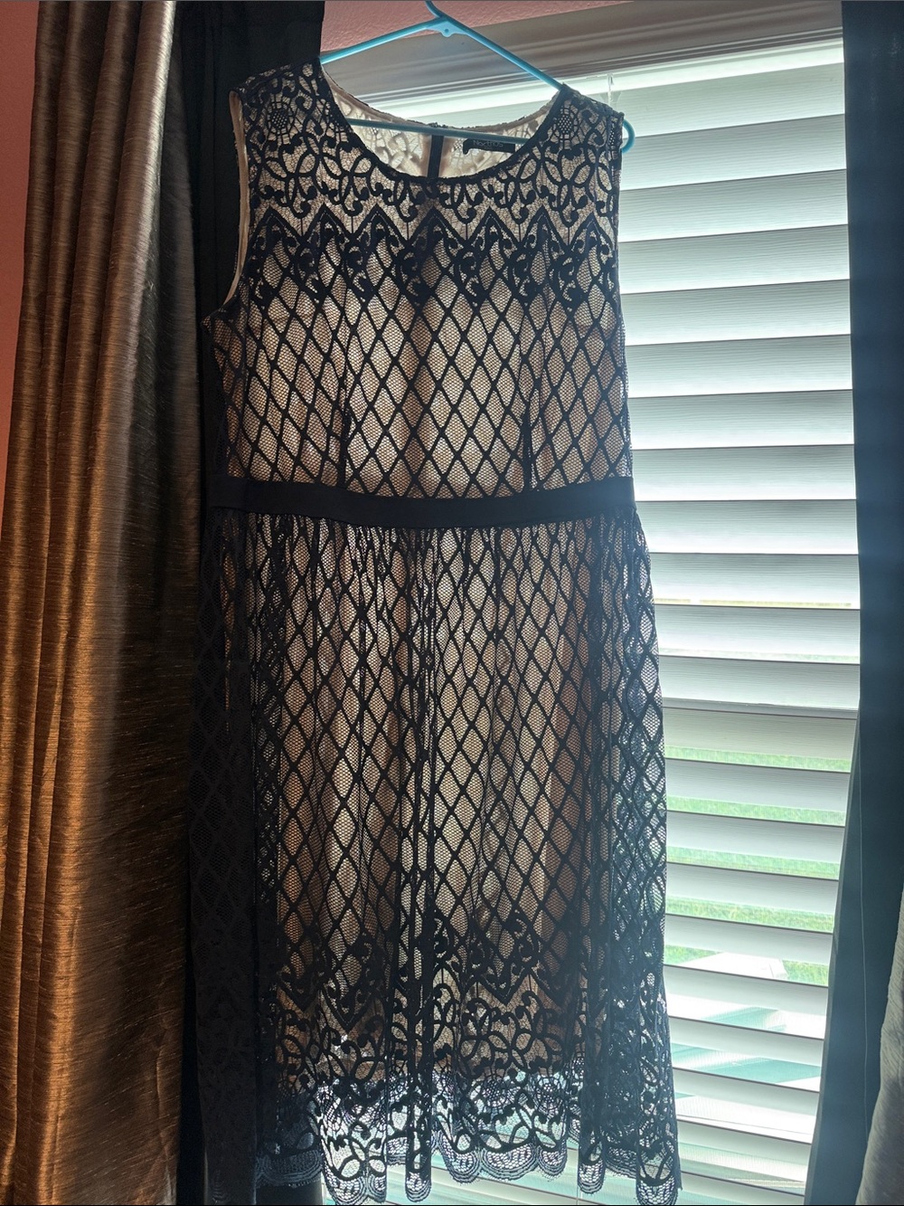 Noctflos Navy Blue Diamond Lace Midi Dress Cream Lining